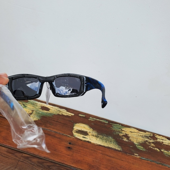 NWOT MENS SUNGLASSES - Picture 12 of 13